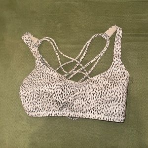 Lululemon free to be wild bra